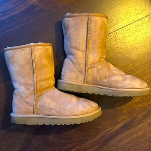 Ugg Women’s Classic Short II boots